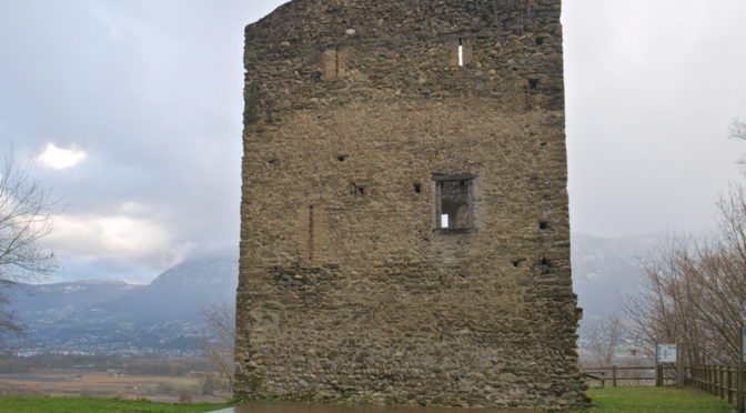 La tour médiévale d'Etapes au Versoud