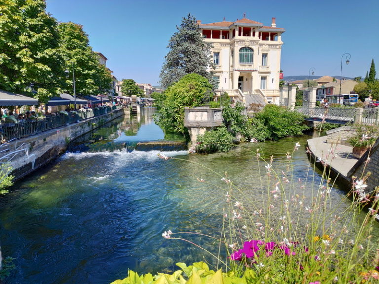 Visiter l'Isle-sur-la-Sorgue - 5 lieux incontournables à voir